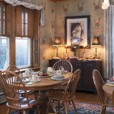 Harvest Moon Bed & Breakfast-3